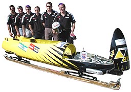 Annen Bob Team mit modifiziertem 4er Bob Bild vergr�ssern